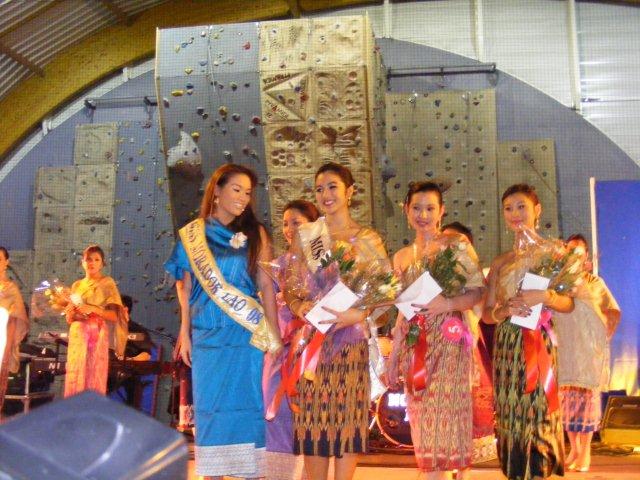 2009_0408noelfamilysyhanath200106.jpg