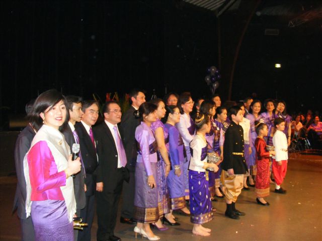 2010_0228khammouanparty2702100176.JPG