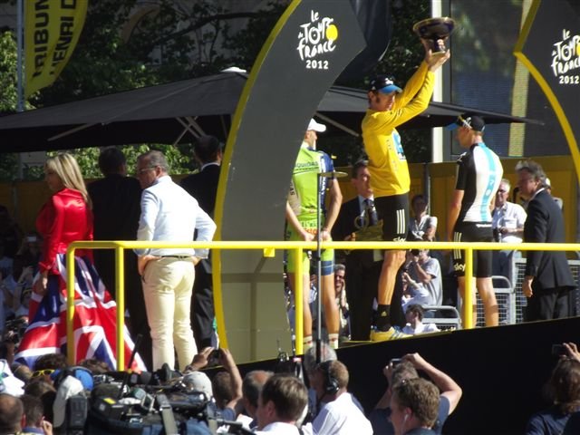bwpodium2.jpg