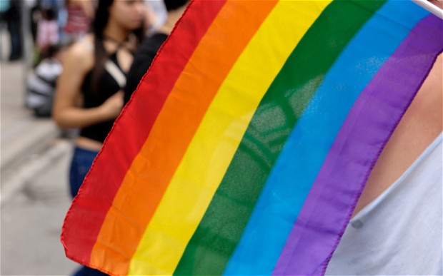 gay_2260318brdplao.jpg