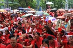 manifthai140410.jpg